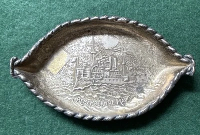Bandeja vintage de plata de ley Remember The Maine Foto 1 de 4