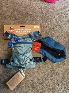 Arcadia Trail Water Bladder Harness For Dogs Blue Size Medium W/bowl - Picture 1 of 1