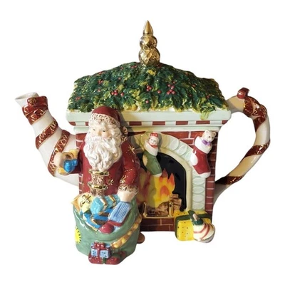 WATERFORD Holiday Heirlooms Fireside Holiday Christmas Teapot NEW 181/5000 - Image 1 of 4