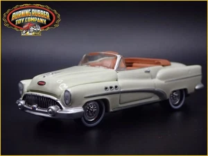1953 53 Buick Super Convertible W Hitch 1:64 Scala da Collezione Modellino Auto - Foto 1 di 8
