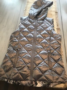 Gerry Silver Reversible Packable Hooded Quilted Down Puffer Vest Womens Sz M - Picture 1 of 11