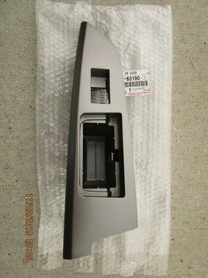 08 - 12 TOYOTA LAND CRUISER INTERRUPTOR VENTANA LATERAL DERECHA BISEL MOLDURA GRIS NUEVO Foto 1 de 3