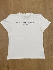 Tommy Hilfiger Junior Boys White Cotton T-shirt Lettering Logo  16 Years 176cm - Picture 1 of 23