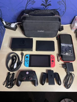 Nintendo Switch Konsole - Rot Blau, Bayern Pro Controller - Top Zustand - Bild 1 von 4