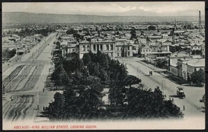 Australian B & W Postcard. King William Street, Adelaide Looking South. Unposted - Picture 1 of 2