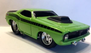 MUSCLE MACHINES 1970 PLYMOUTH CUDA 1/64 -- 70 CUDA -- GREEN - - Picture 1 of 4