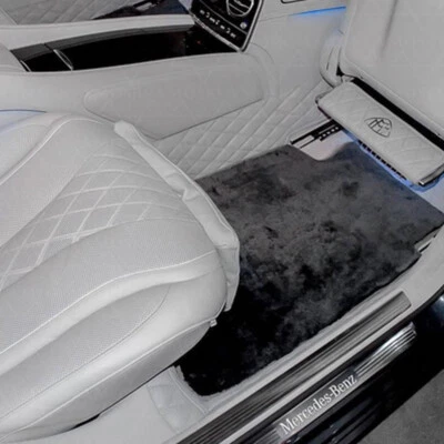 Alfombrillas de piel de oveja gris oscuro Mercedes Benz Maybach edición a medida 2021-2025 Foto 1 de 4