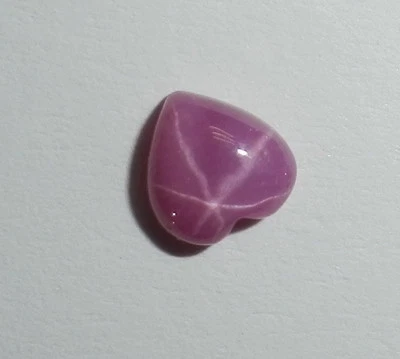 Opaque Star Ruby Heart 5x5 mm Cabochon Created 6 Rayed Stone 1 piece Lot - Image 1 of 4
