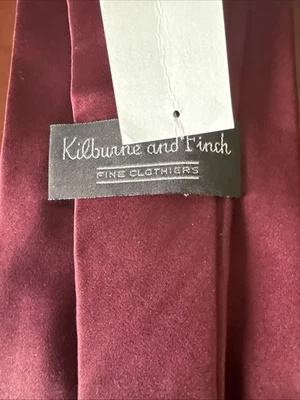 NUEVO CON ETIQUETAS - Corbata para hombre Kilburne And Finch Borgoña 100 % seda Foto 1 de 4