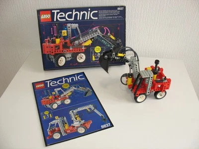 LEGO TECHNIC 8837 -  Pneumatik-Bagger  mit OVP und Bauanleitung - Bild 1 von 4