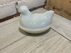 Vintage Mini Hen On Collectable Milk Glass Trinket,Treasure Dish - Picture 1 of 10
