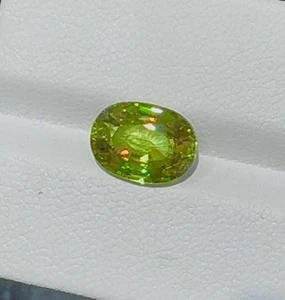 3.42ct Gorgeous 100% Natural Sparkling Green Sphene Lotno:s.s - Picture 1 of 2