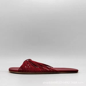 Nuevas pantuflas informales de tacón plano con punta abierta para mujer THE ROW - Imagen 1 de 11