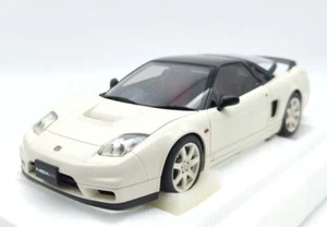 AUTOart 73219 1/18 scale Honda NSX-R (NA2) Championship White - Picture 1 of 2