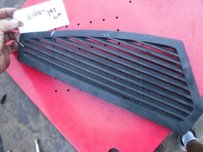 Arctic Cat 440 Panther 1974 V.I.P. Piezas nieve: CAPUCHA VENTILACIÓN 0106-393 LH Foto 1 de 2