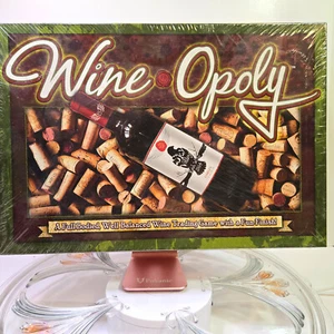 New Sealed Wine - opoly Wine Board Game About Wines - Picture 1 of 3