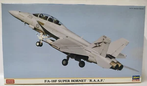 HASEGAWA 01986 - F/A 18F SUPER HORNET "R.A.A.F." - 1:72 scale - Picture 1 of 2