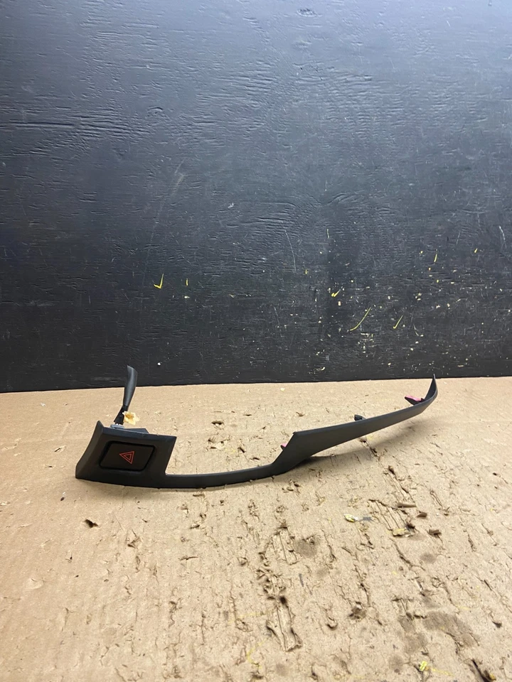 Toyota Yaris HB 2007-2011 moldura izquierda izquierda bisel panel tablero central T8911 DG Foto 1 de 4