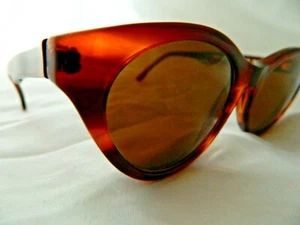 VINTAGE 70'S CHRISTIAN ROTH SUNGLASSES SERIES H-685 PLASTIC Brown Cat Eyes - Picture 1 of 4