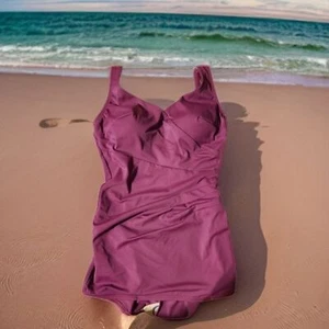 Neu mit Etikett Roxanne perfekte Passform pflaumenfarbener Badeanzug Damengröße 8-32B Cup - Bild 1 von 8