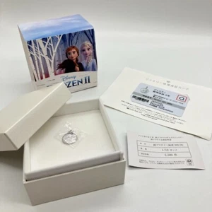 Disney Frozen Pendant Top Platinum PT900 Limited Medal Anna Elsa Box Includ - Picture 1 of 5