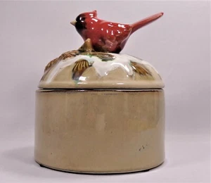 Tarro y tapa de galletas de gres rústico vintage años 80, cardenal, nieve, piñas  - Imagen 1 de 9