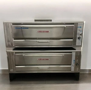 Used Blodgett 1060 pizza oven double deck gas or propane - Picture 1 of 8