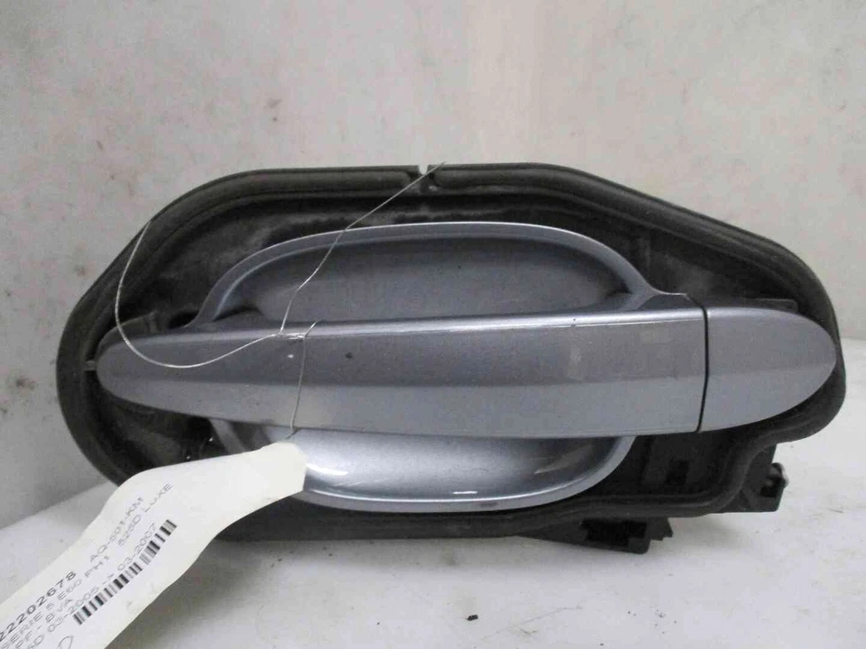 Poignee exterieure porte avant droite 51216961444 Bmw V E60 - Photo 1/3