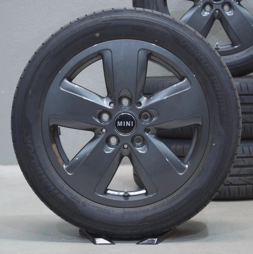 Original Mini Cooper F55 F56 F57 16 Zoll Sommerreifen 517 Reifen +6mm DOT20' - Bild 1 von 4