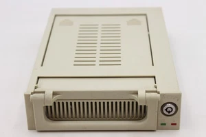 HDD DRIVE MOBILE RACK IDE SWAP CADDY HARD DISC PLASTIC FRAME 3.5 5.25" - Picture 1 of 5