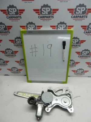 Motor regulador ventana trasera derecha toyota rav4 2006 2007 2008 2009 2010 2011 2012 Foto 1 de 2