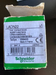 LADN22 - Hilfsschalter 2 Schliesser + 2 Öffner, Schneider Electric - Bild 1 von 1