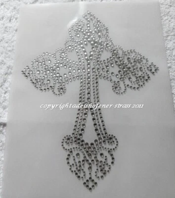 Aplicación de imagen para planchar pedrería motivo Hotfix cruz 110918_tk2