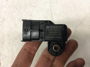 2012 VAUXHALL ASTRA J GTC - MANIFOLD CHARGE PRESSURE SENSOR 55568175 - GJK - Picture 1 of 1