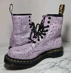 Dr. Martens Damenstiefel Größe 5 (Jugendgröße 4) Wildleder Flieder Metallic Splatter 8 Ösen - Bild 1 von 8