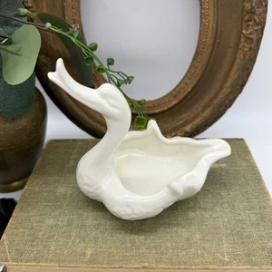 Cenicero jardinero vintage Hull Pottery EE. UU. blanco pato cisne baratija plato - Imagen 1 de 4