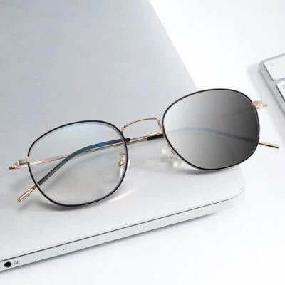 Women Oval Multifocal Photochromic Reading Glasses Lightweight Far Near Reader - Image 1 of 4