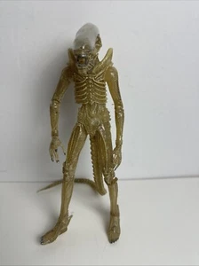 NECA Ultimate The Alien Prototype Suit 40th Anniversary Action Figure - Picture 1 of 11