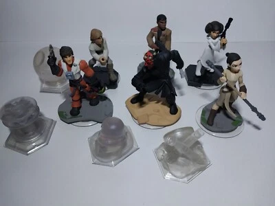 Disney Infinity Star Wars 3.0 Figures Lot Of 6 Missing Light Saber 10 Piece Set - Image 1 of 4