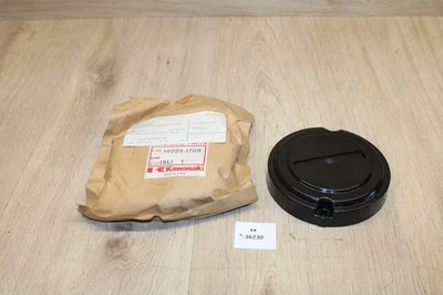 Kawasaki 14025-1709 COVER,PULSING COIL NOS NEU genuine xx36230 - Bild 1 von 2