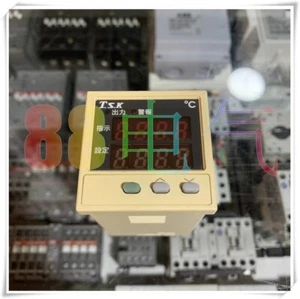 1pcs Used T.S.KAPxW4TCY1-1NC06 temperature controller - Picture 1 of 3