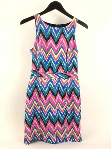 Abito Lilly Pulitzer Hearts a Flutter Kirkland Zigzag Chevron taglia 2 usato in ottime condizioni - Foto 1 di 6