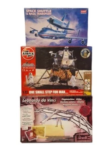 TRANSBORDADOR ESPACIAL Y TRANSPORTE DE LA NASA, MÓDULO LUNAR Y DIORAMA, KITS DE PLANEADOR DE MÁQUINA DE VUELO - Imagen 1 de 14