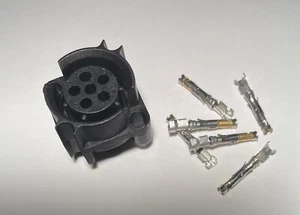 New BATTAXX US-Made BA5590 BB2590 Female Connector with 6 Crimp Pins Ships Fast! - Picture 1 of 2