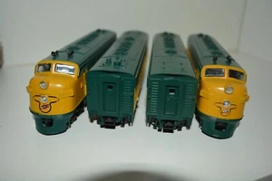 Athearn Lokomotiven A-B-B-A Diesel HO Spurweite F7 ABBA Chicago und North Western - Bild 1 von 15