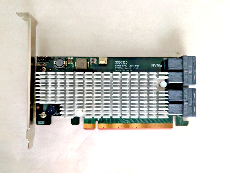 Controlador RAID HighPoint SSD7120 4x U.2 NVMe - PCIe 3.0 x16 - Conmutador PLX Foto 1 de 3