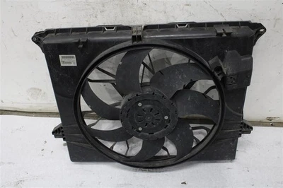 RADIATOR FAN ASSEMBLY ML320 ML350 ML450 R320 2006 06 07 08 09 10 - 13 1384967 - Image 1 of 4
