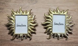 Jay Strongwater 2" Neiman Marcus Sunburst Easel Photo Frame Clip Pin 2 Pieces - Picture 1 of 2