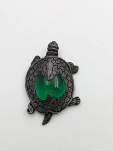 Vintage Signed Roger Wheeler Pewter & Green Glass Turtle Pendant - Picture 1 of 6