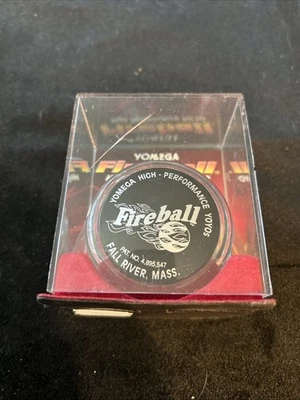De Colección Yomega YoYo Bola de Fuego Alto Rendimiento Negra 1995 Con Manual y Contenedor Foto 1 de 3